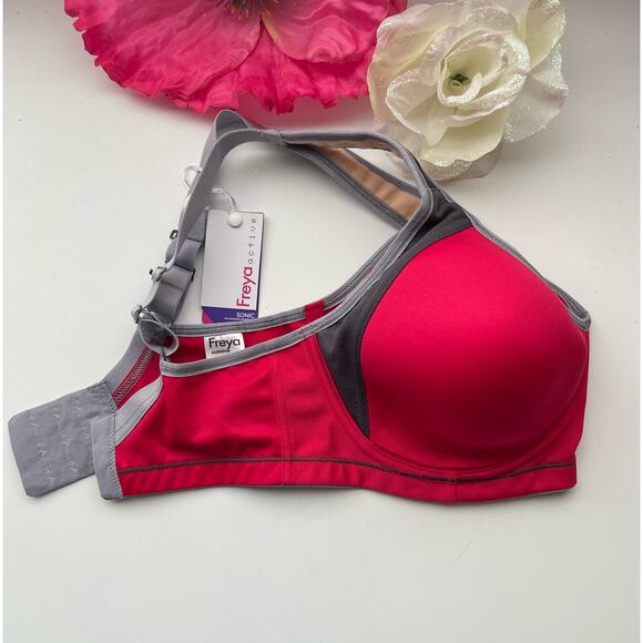 NWT Freya Women's Active Uw Moulded Sports Bra 32DDD - Picture 4 of 8